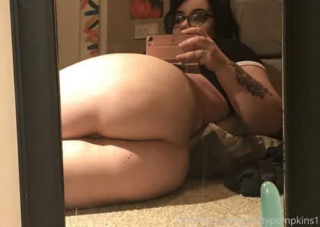 Foto di nudo di fuga di OnlyFans di Prettypumpkins1