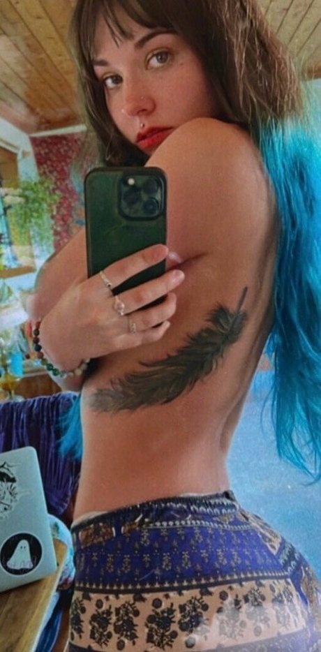 Foto di nudo di fuga di OnlyFans di Torijeanne