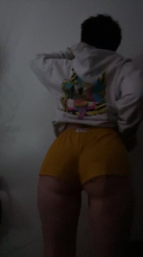 Foto di nudo di fuga di OnlyFans di Sweetlildarling