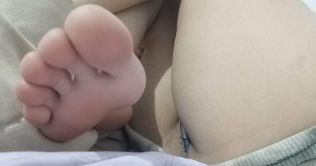 Foto di nudo di fuga di OnlyFans di Houpy