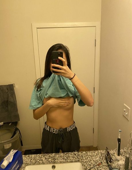 Jamieneedsdick2