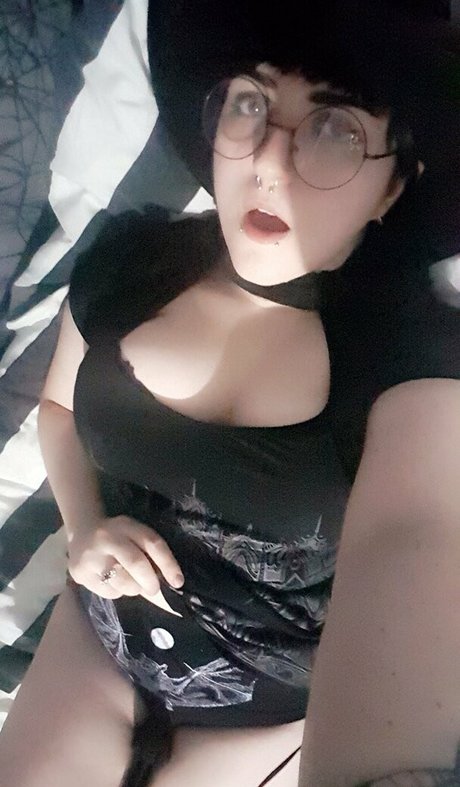 Foto di nudo di fuga di OnlyFans di Grimspectral