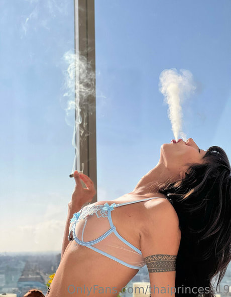 Foto di nudo di fuga di OnlyFans di Thaiprincess19