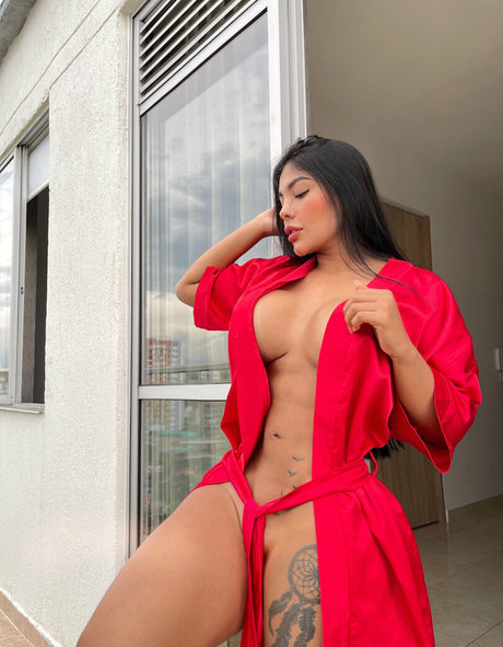 Foto di nudo di fuga di OnlyFans di Caro Velez Betancourth