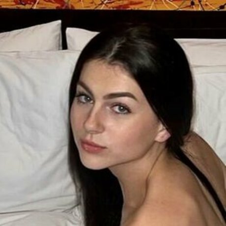 Foto di nudo di fuga di OnlyFans di Saffron Healey