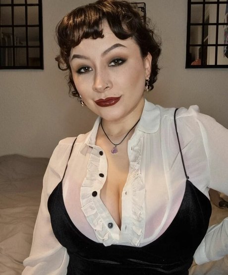 Foto di nudo di fuga di OnlyFans di Xalexaddams