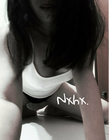 Foto di nudo di fuga di OnlyFans di Nxhxxx