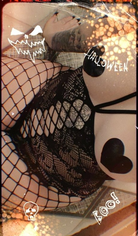 Foto di nudo di fuga di OnlyFans di Diablamamiiii