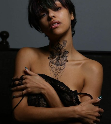 Julya Antoinette