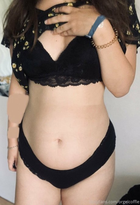 Foto di nudo di fuga di OnlyFans di Orgelcoffle