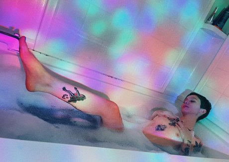 Foto di nudo di fuga di OnlyFans di Thatshortcutegirl