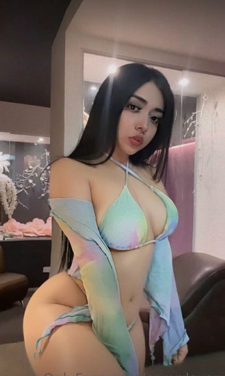 Foto di nudo di fuga di OnlyFans di Asmr Dayana