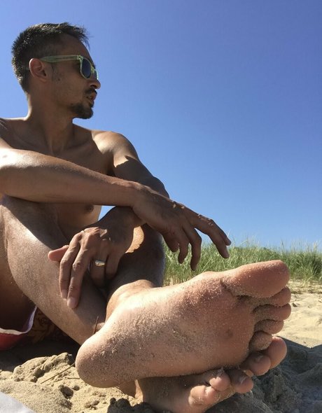 Foto di nudo di fuga di OnlyFans di Barefeeticus