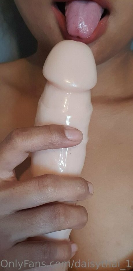 Foto di nudo di fuga di OnlyFans di Daisythai1free