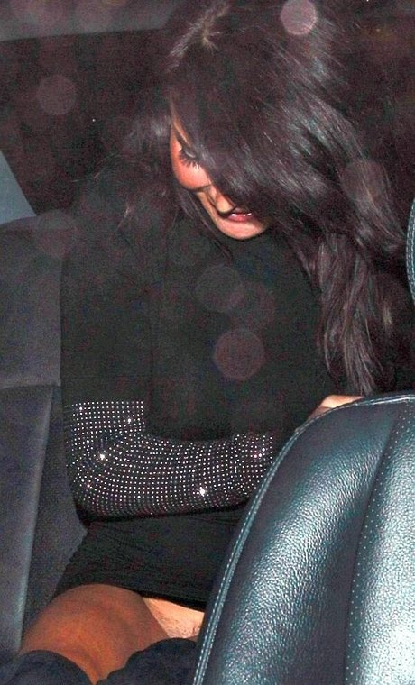 Foto di nudo di fuga di OnlyFans di Lizzie Cundy