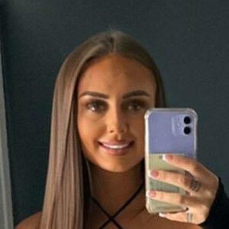 Foto di nudo di fuga di OnlyFans di Khloe3