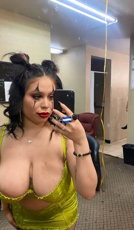 Foto di nudo di fuga di OnlyFans di Sheila L