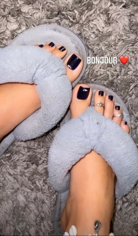 Foto di nudo di fuga di OnlyFans di Mariefrenchgirlfeet