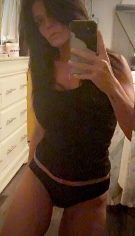 Foto di nudo di fuga di OnlyFans di Honey Milf