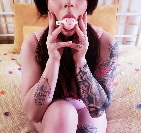 Foto di nudo di fuga di OnlyFans di Salemmoonfree