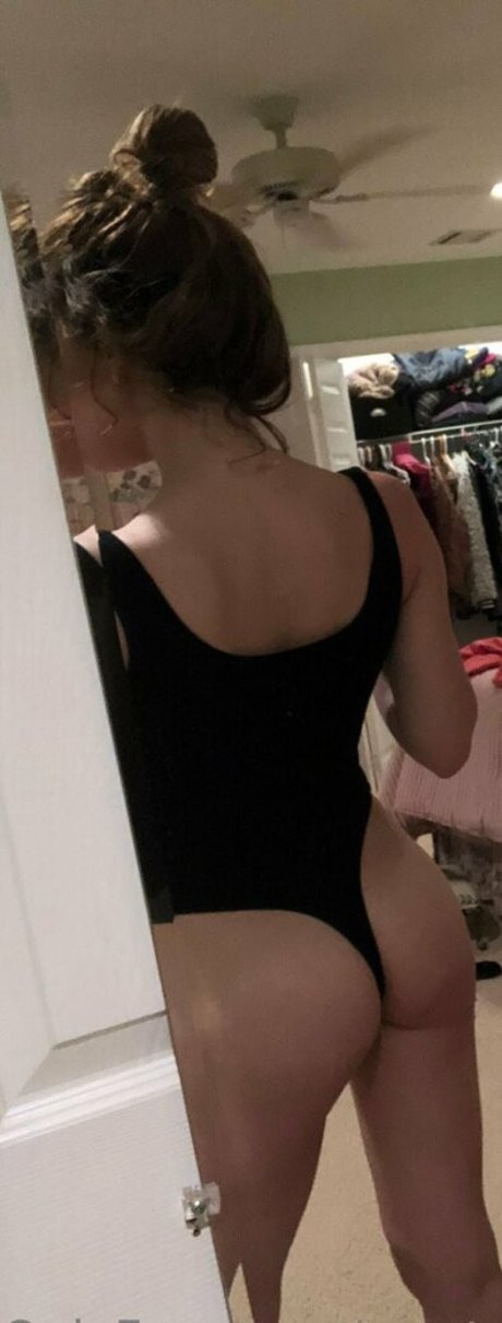 Foto di nudo di fuga di OnlyFans di Mysterywoman22