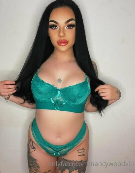 Foto di nudo di fuga di OnlyFans di Itsnancywoodfree