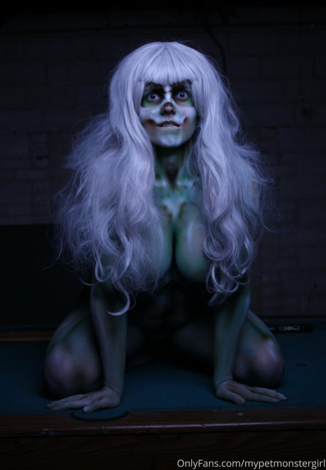 Mypetmonstergirl