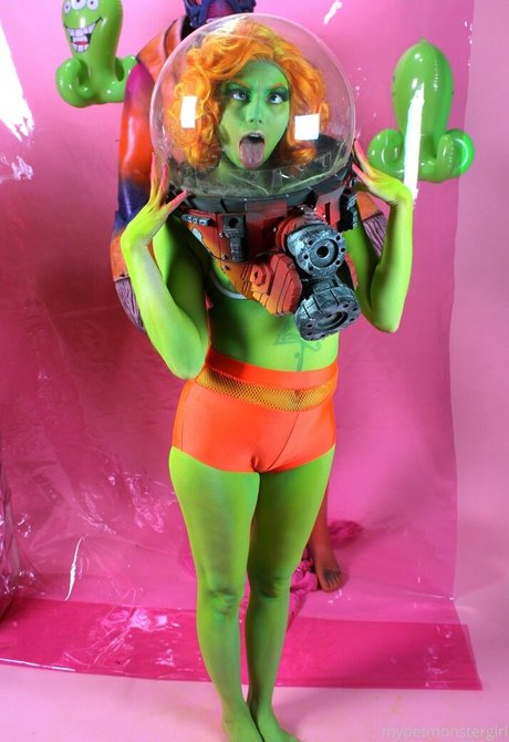 Mypetmonstergirl