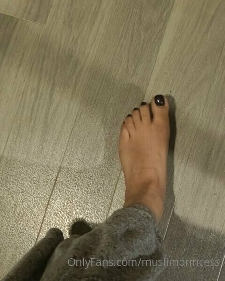 Foto di nudo di fuga di OnlyFans di Muslimprincess