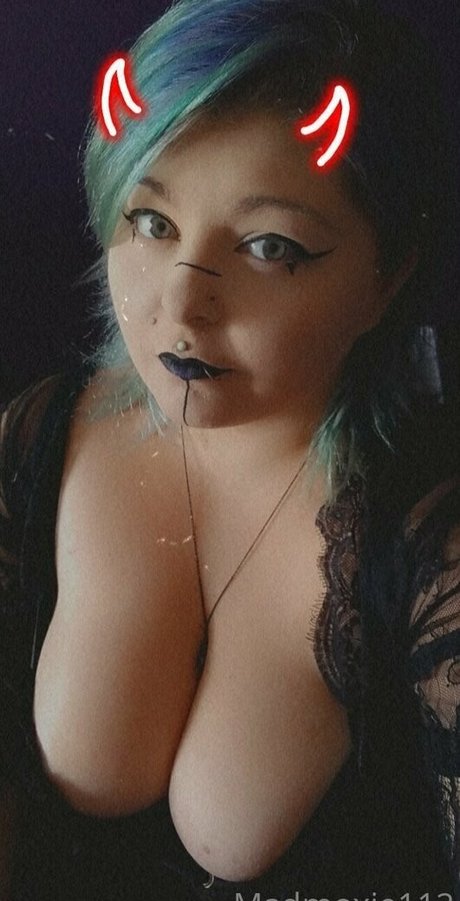 Foto di nudo di fuga di OnlyFans di Madmoxie112