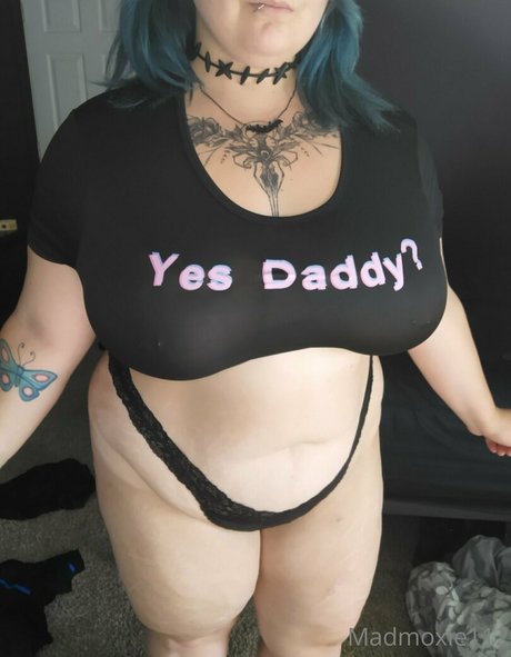 Foto di nudo di fuga di OnlyFans di Madmoxie112