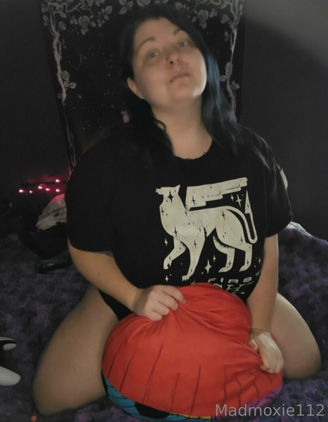 Madmoxie112