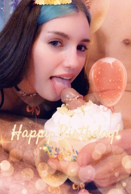 Foto di nudo di fuga di OnlyFans di Qtlux