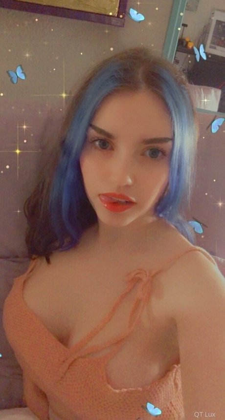 Foto di nudo di fuga di OnlyFans di Qtlux