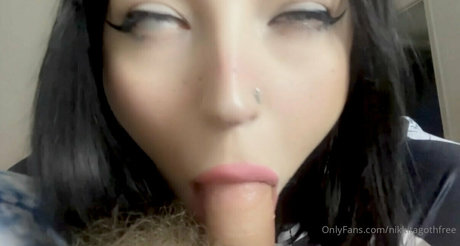 Nikkitagothfree