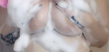 Foto di nudo di fuga di OnlyFans di Nikkitagothfree