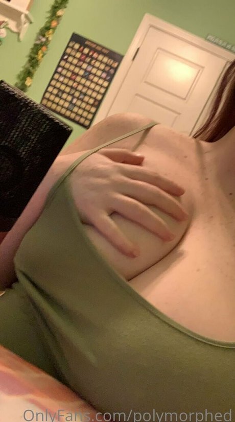 Foto di nudo di fuga di OnlyFans di Polymorphed
