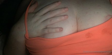 Foto di nudo di fuga di OnlyFans di Polymorphed