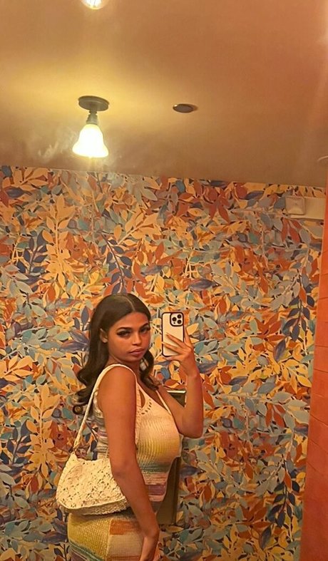 Summer T