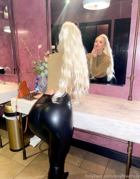 Foto di nudo di fuga di OnlyFans di Stayfitwithtay