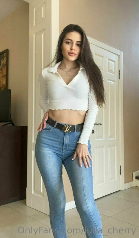 Foto di nudo di fuga di OnlyFans di Juliacherry