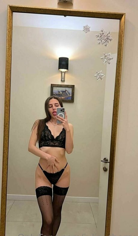 Foto di nudo di fuga di OnlyFans di Juliacherry