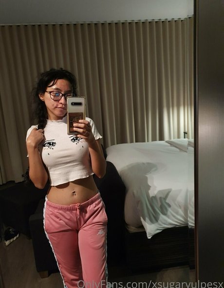 Foto di nudo di fuga di OnlyFans di Xsugarvulpesx