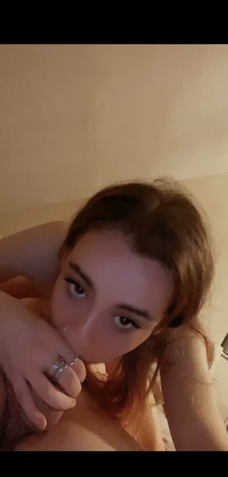 Foto di nudo di fuga di OnlyFans di Princesselxo