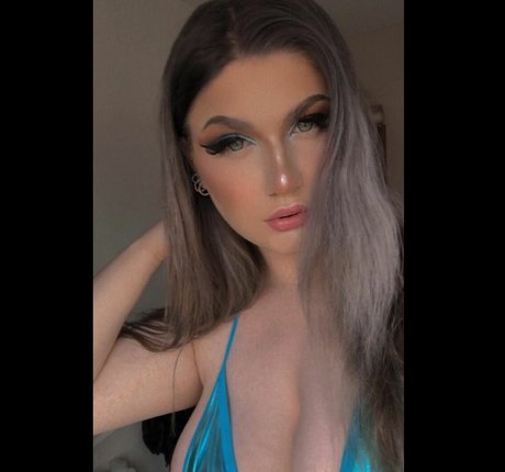 Foto di nudo di fuga di OnlyFans di Heys0phie