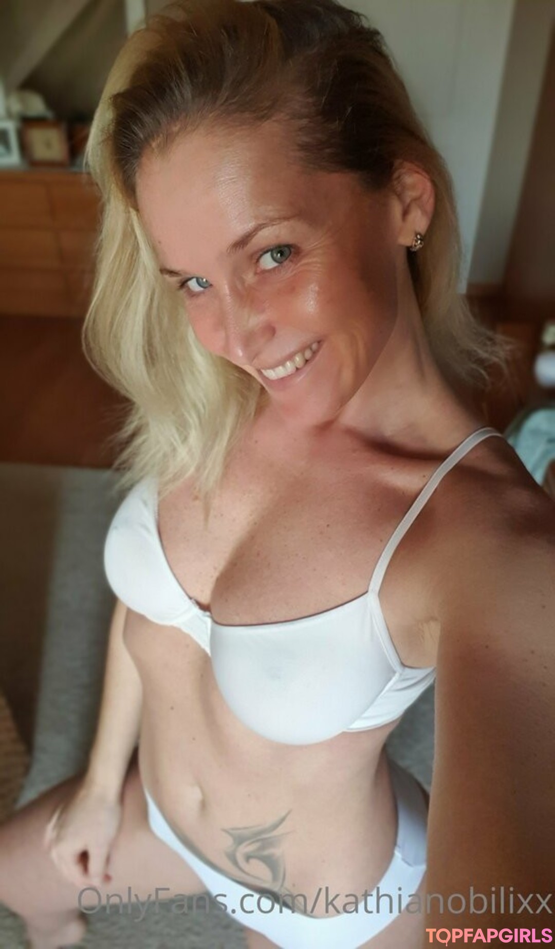 Foto di nudo di fuga di OnlyFans di Kathianobilixx #1009