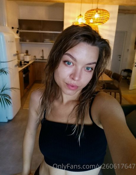 Foto di nudo di fuga di OnlyFans di Stepsiscaprice