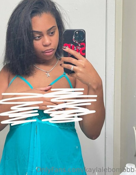 Foto di nudo di fuga di OnlyFans di Kaylalebombbb