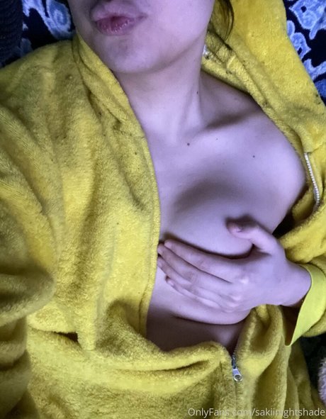 Foto di nudo di fuga di OnlyFans di Sakiinightshade