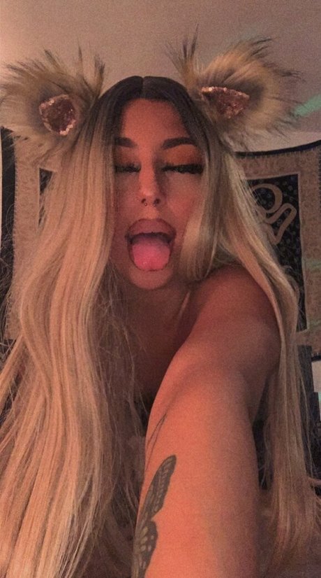 Foto di nudo di fuga di OnlyFans di Hoekagemami